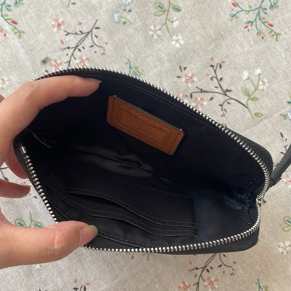 Coach X Disney Thumper Zip Wrislet Black Wallet - Picture 8 of 14